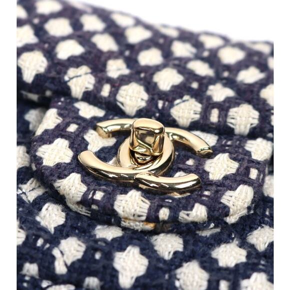 CHANEL Blue Tweed Chain Flap Bag C-A36451 - Picture 8 of 9